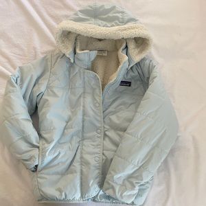 Girls Patagonia reversible puff jacket